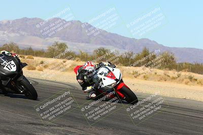 media/Feb-13-2022-SoCal Trackdays (Sun) [[c9210d39ca]]/Turn 7 Inside (1040am)/